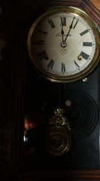 ginger clock close up
